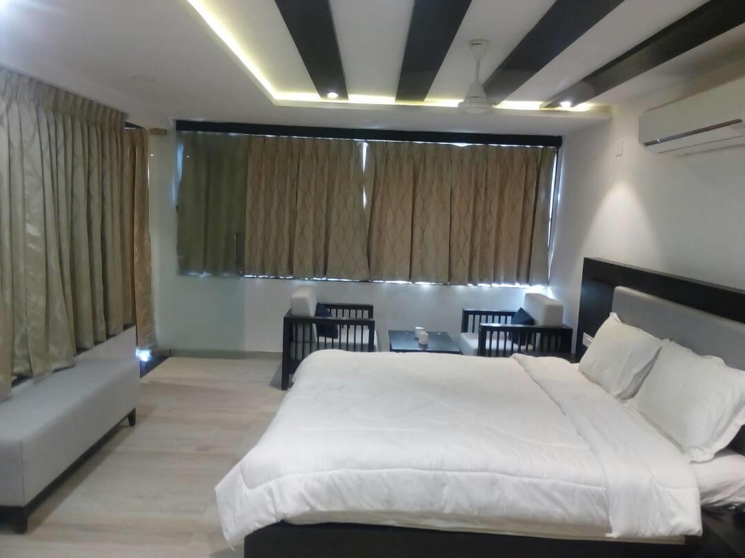 The Meera Hotel Derol Extérieur photo